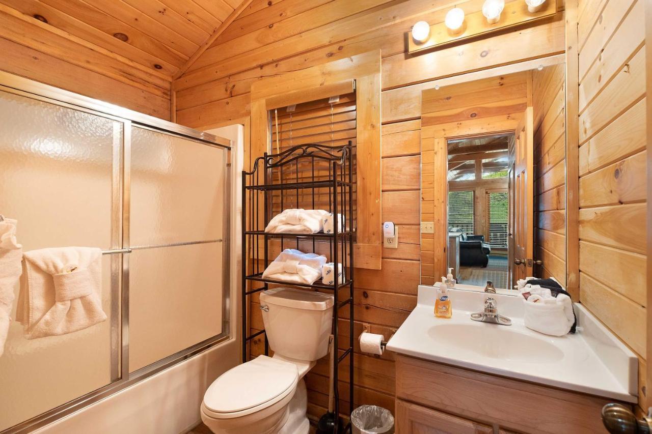 Private Smoky Mtn Log Home With 2 Decks And Hot Tub! Pigeon Forge Exterior photo