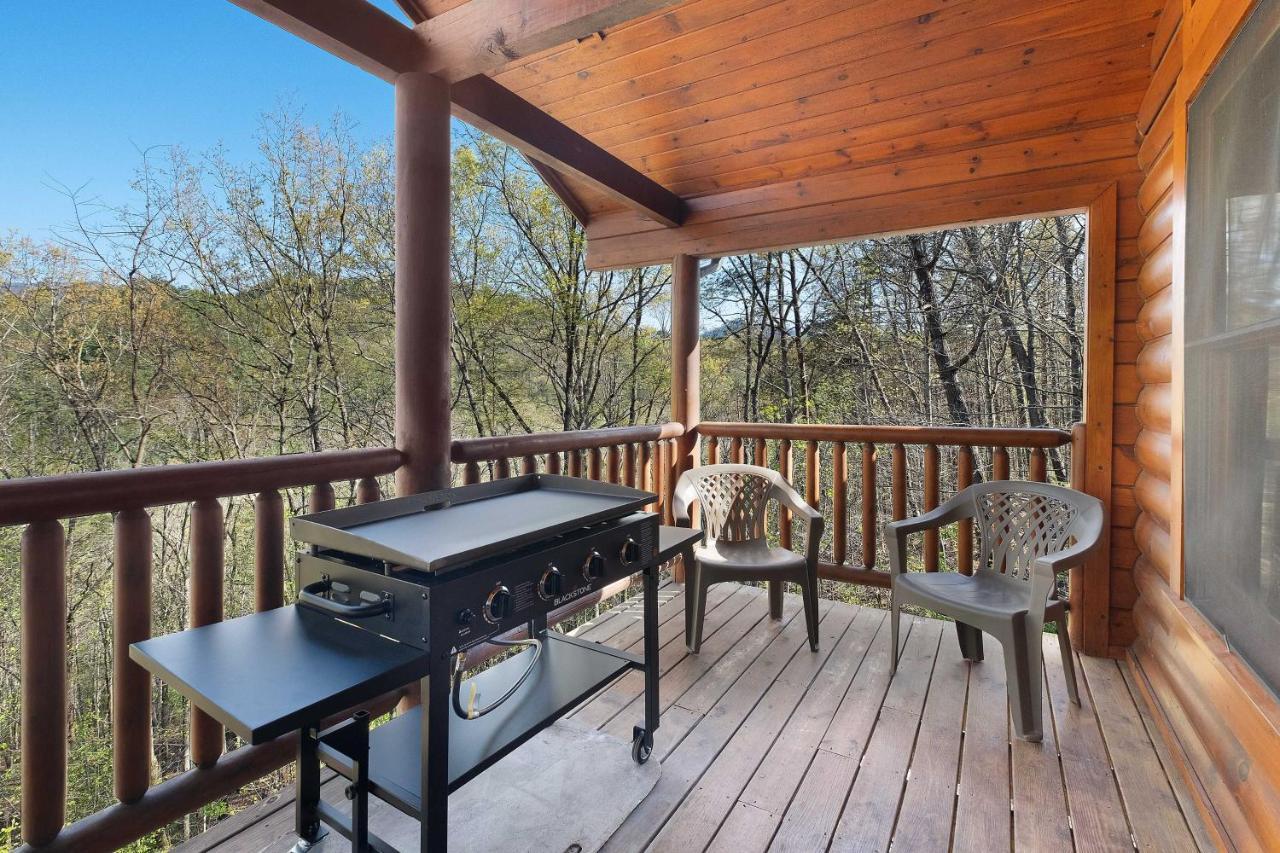 Private Smoky Mtn Log Home With 2 Decks And Hot Tub! Pigeon Forge Exterior photo
